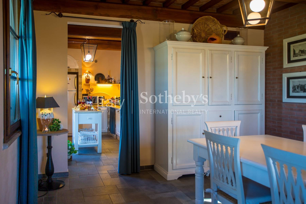 Charming Villa Leopoldina in the Tuscan countryside