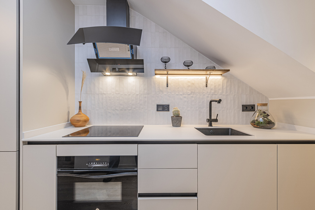 A new construction oasis in the heart of the Sants district