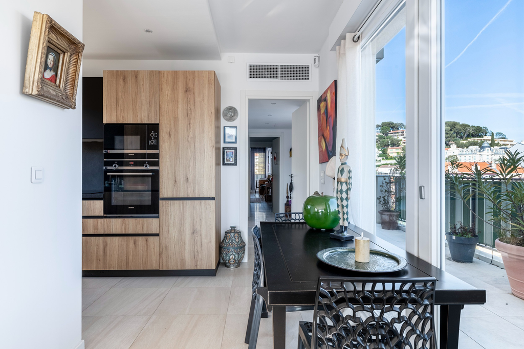 Menton luxury penthouse with rooftop terrace, pool and panoramic views