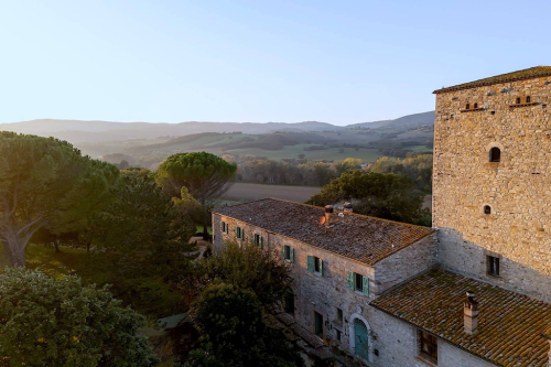 Restored country house in historic hamlet near Todi 42920