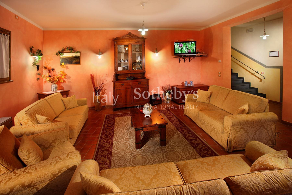 Exclusive villa in the heart of Tuscany