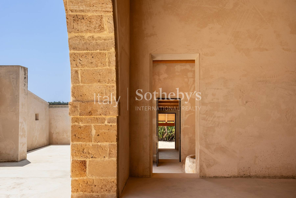 Historic farmhouse in the heart of the Vendicari Natural Reserve