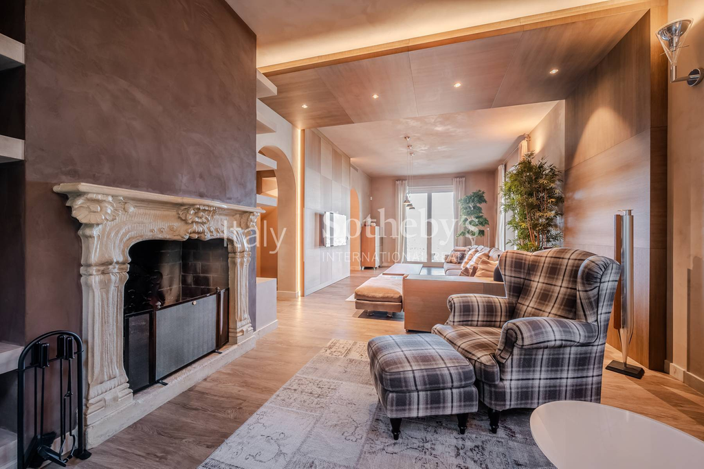 Enchanting historic residence with Lake Maggiore view