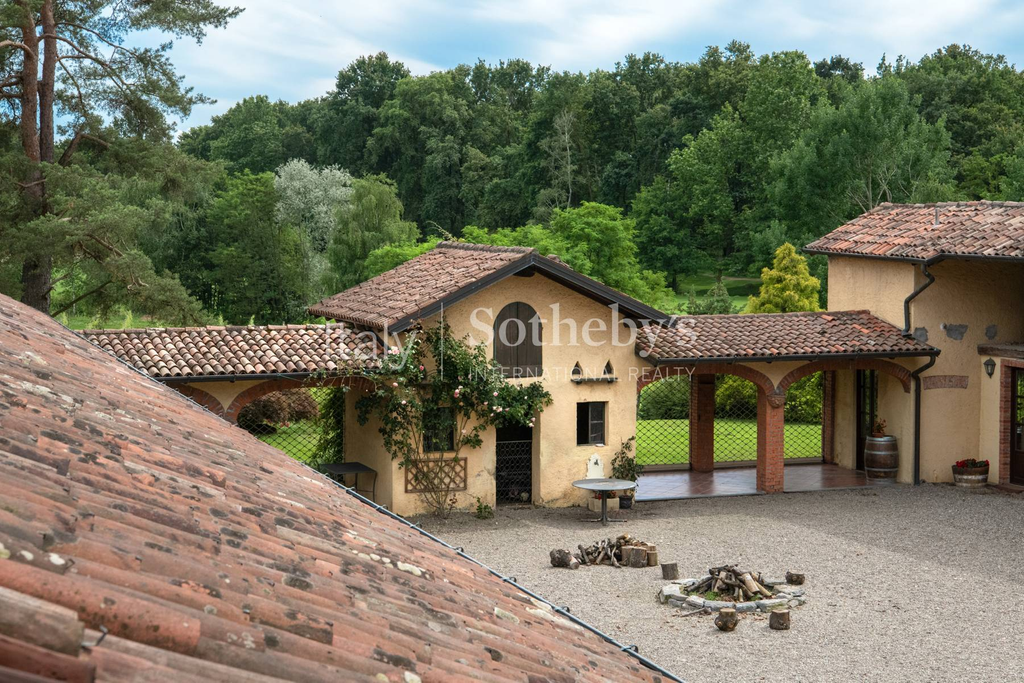 Exclusive wine estate