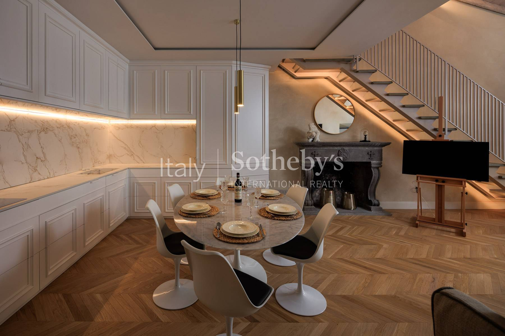 Elegant apartment in the heart of Florence
