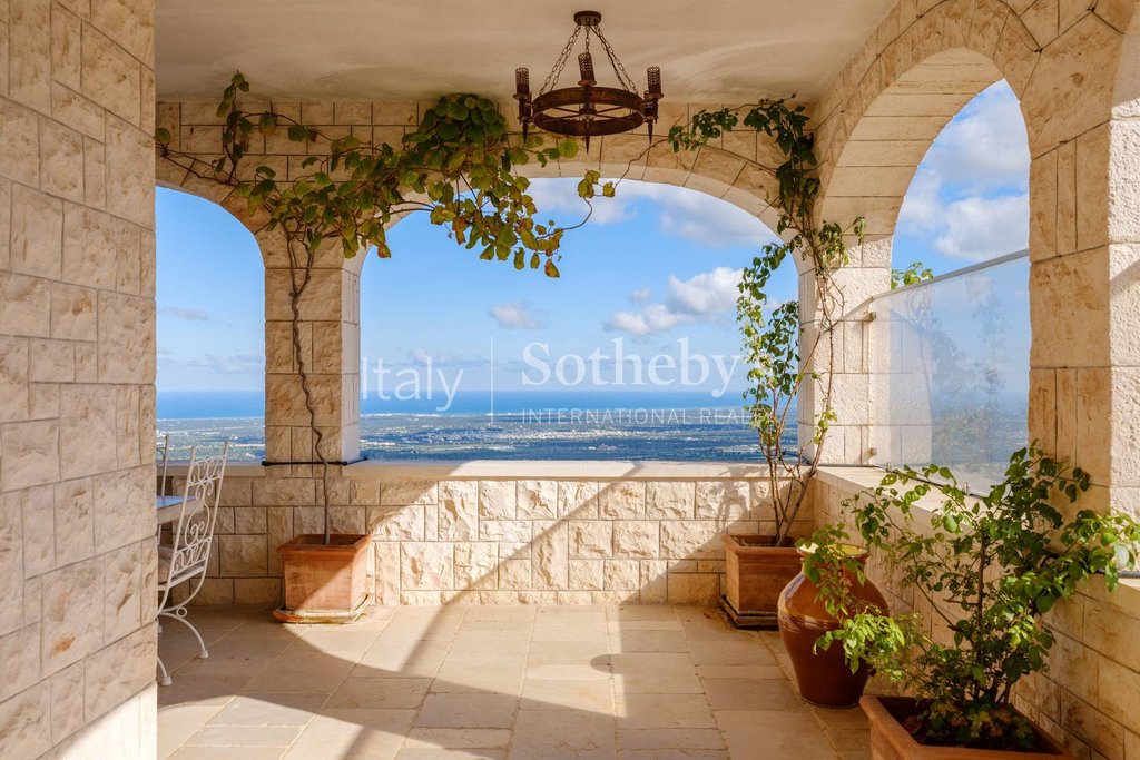 Elegant estate with panoramic view