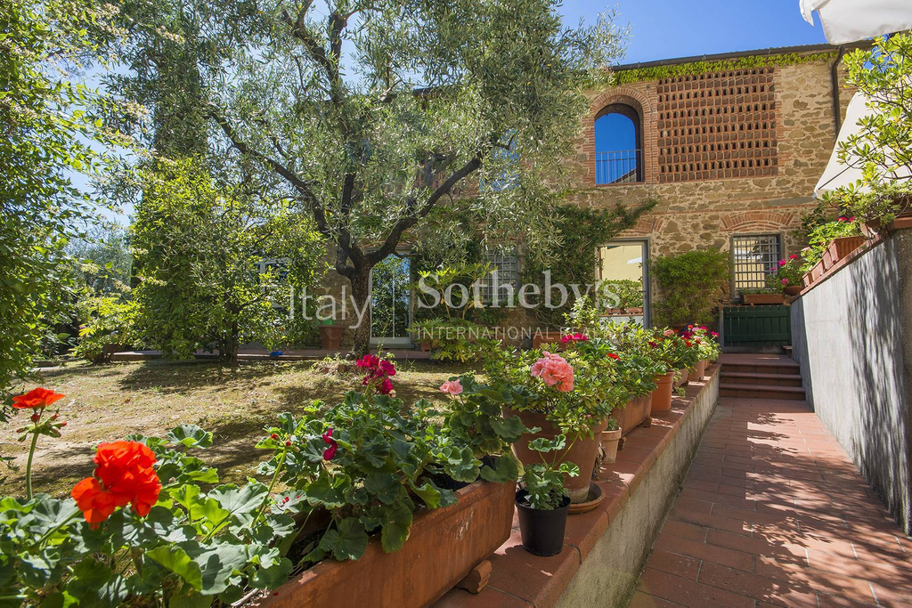 Prestigious Tuscan villa near to Montecatini Terme Golf Course