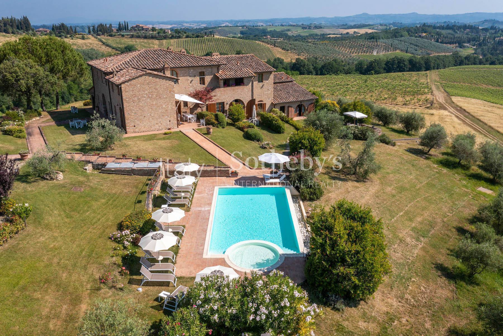 Winery with ancient country house in San gimignano