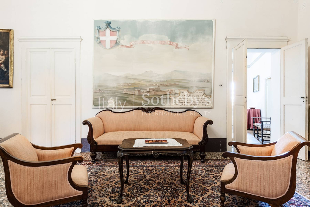 Enchanting historic residence in the Pisan countryside
