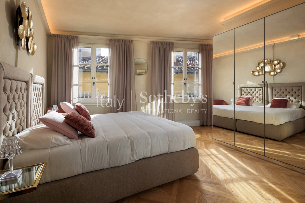 Elegant apartment in the heart of Florence