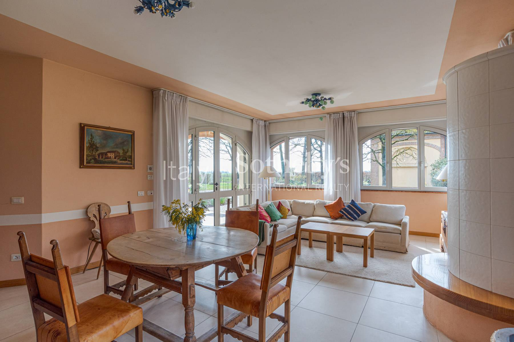 Private country villa with garden and private land