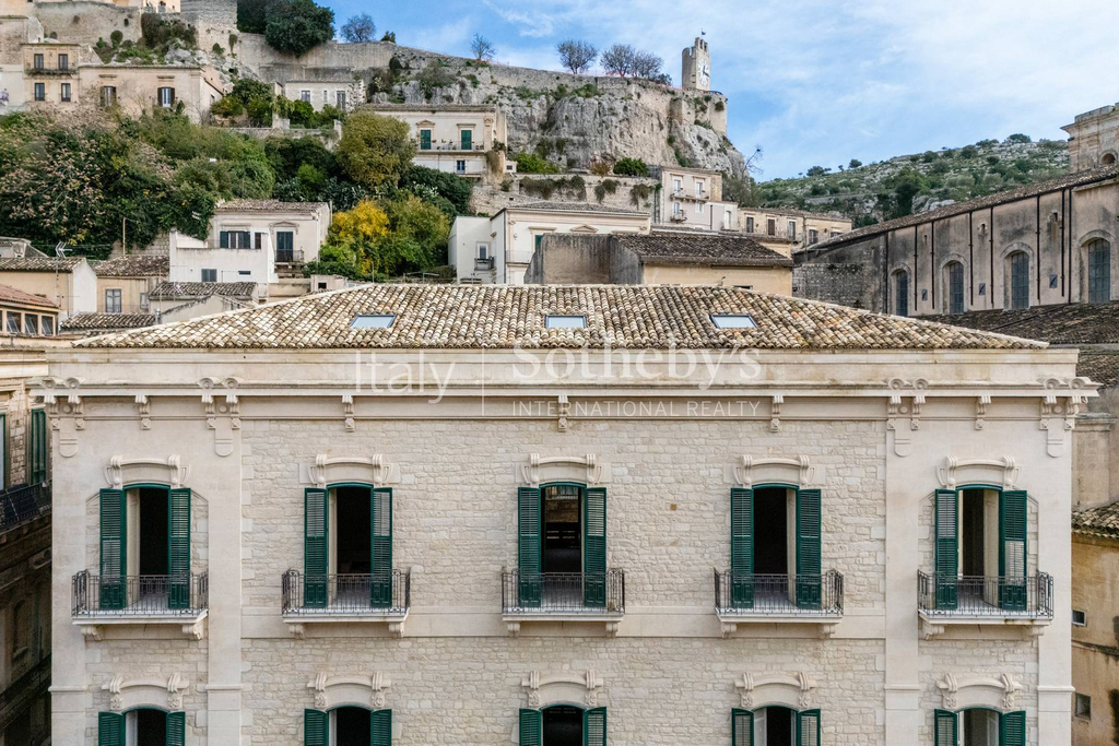 Prestigious palace overlooking Modica Cathedral