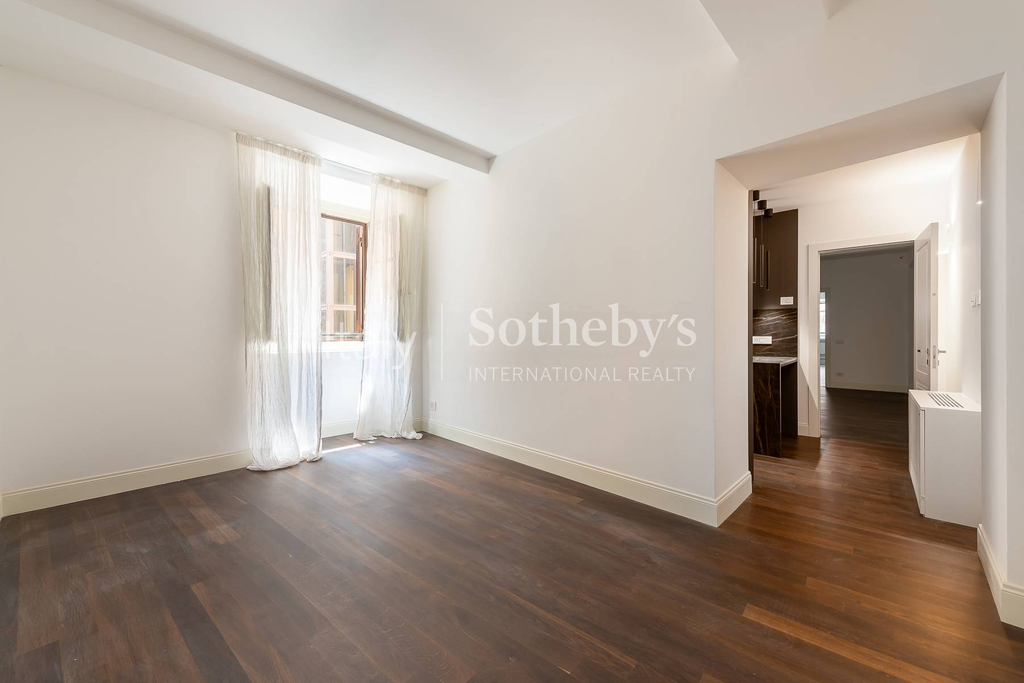Prestigious Apartment with Terrace in the historic center