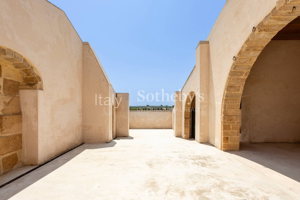 Historic farmhouse in the heart of the Vendicari Natural Reserve