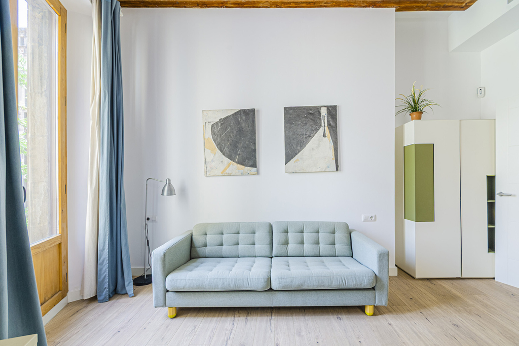 Excellent renovated apartment in the best area of El Born