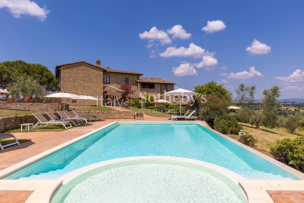 Winery with ancient country house in San gimignano
