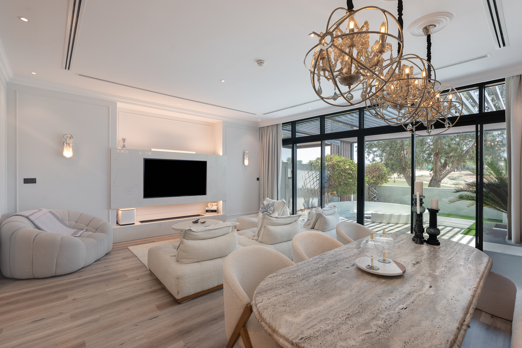 Современная вилла с уникальными элементами в Jumeirah Golf Estates, Дубай