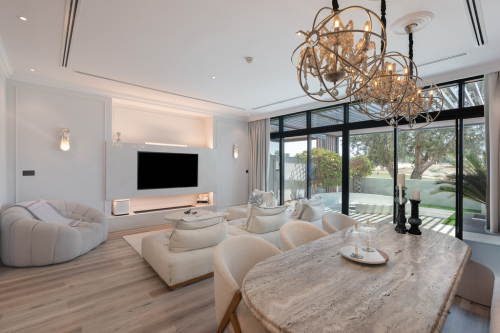 Современная вилла с уникальными элементами в Jumeirah Golf Estates, Дубай 42791
