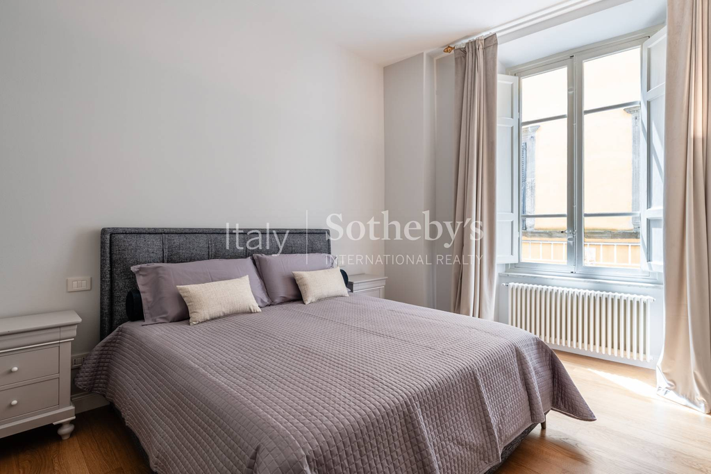 Elegant designer apartment in a historic palazzo with lift