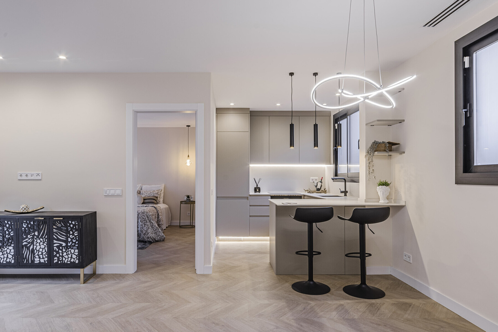 A new construction oasis in the heart of the Sants district