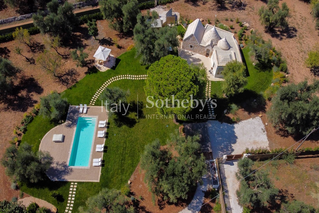 Renovated traditional Apulian trulli with swimming pool