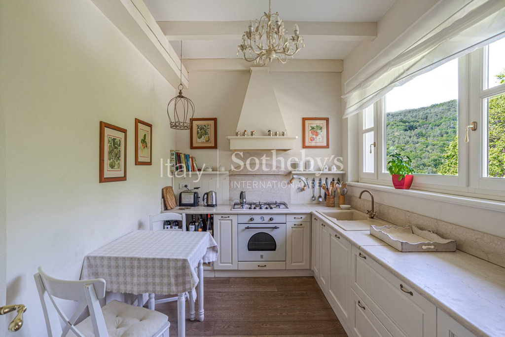 Sophisticated period villa