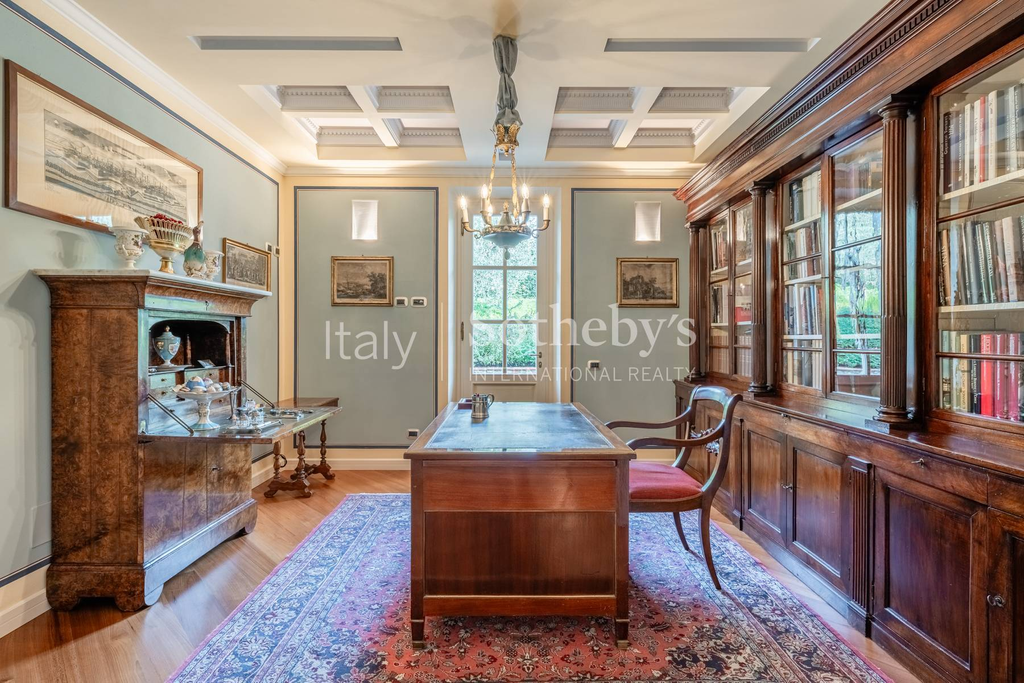 Exclusive villa on the hills of Lucca