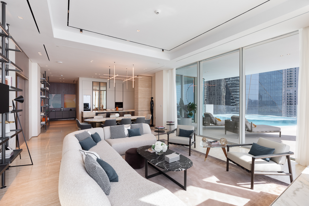 Элитные апартаменты с четырьмя спальнями и террасой в Jumeirah Beach Residence, Дубай