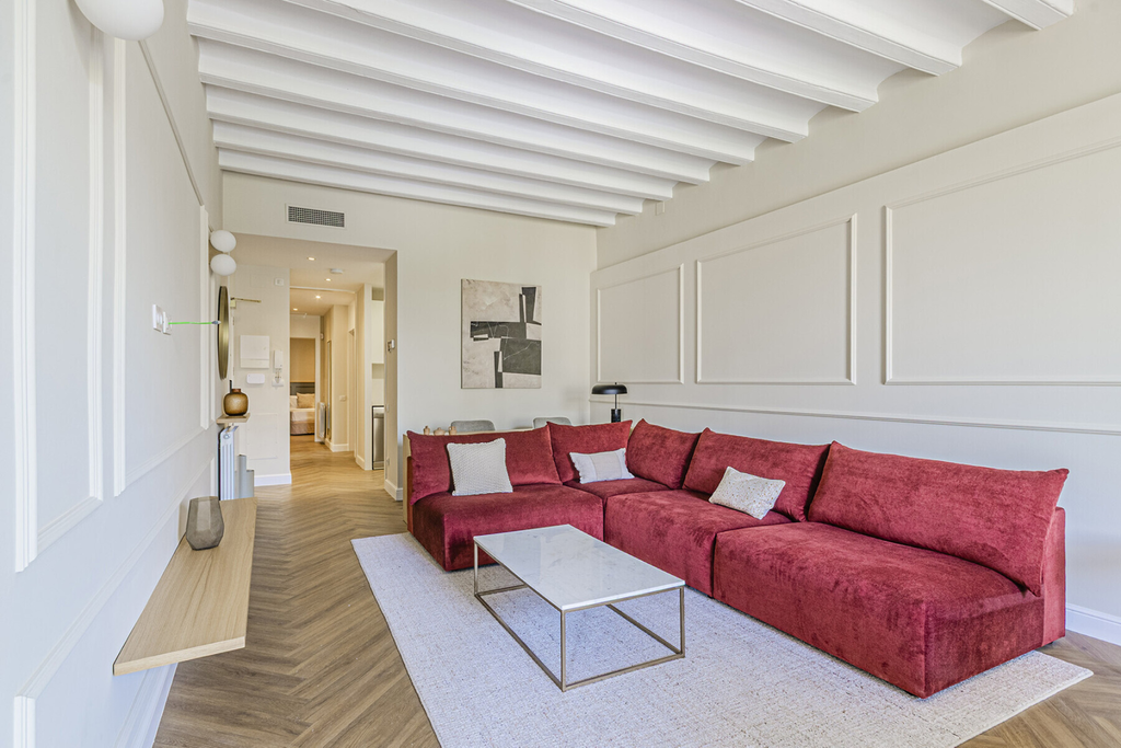Beautiful apartment in a building with swimming pool Port Vell