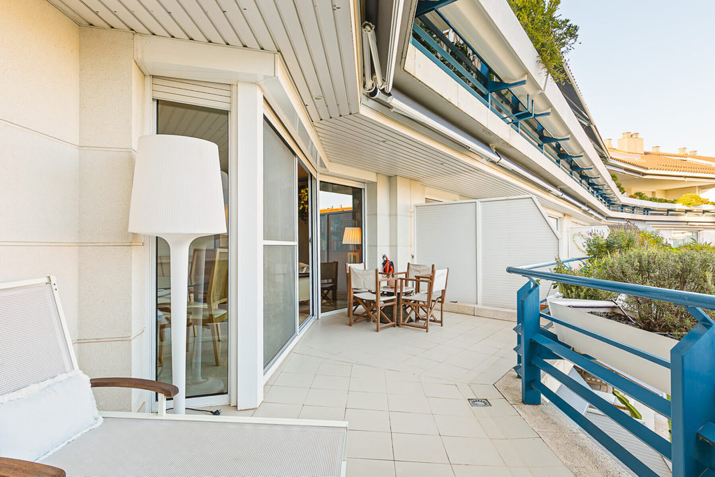 Exceptional apartment in Sitges sea front line