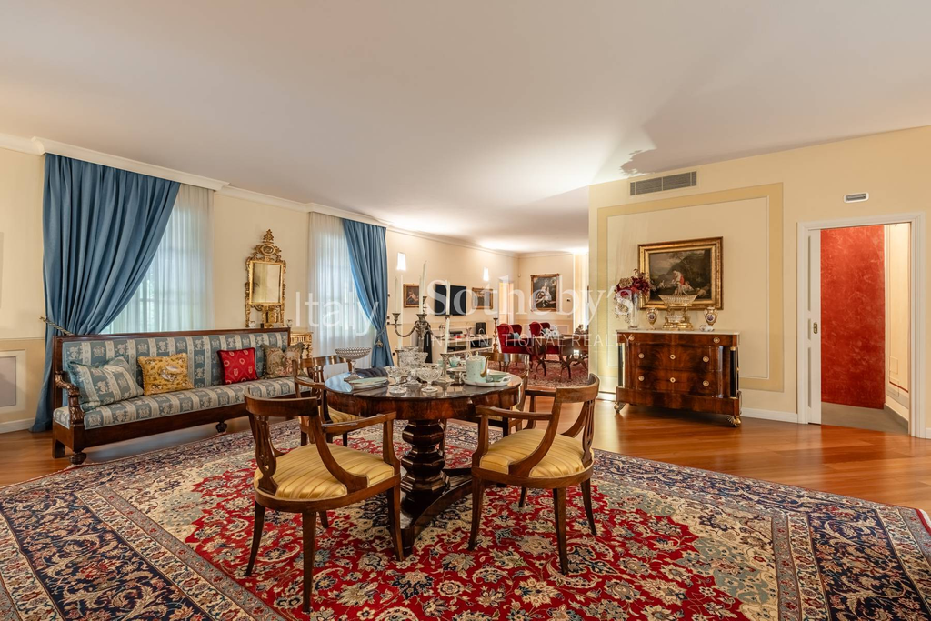 Exclusive villa on the hills of Lucca