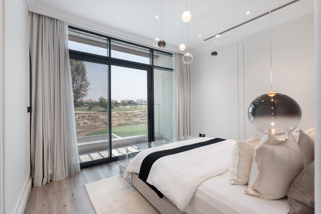 Современная вилла с уникальными элементами в Jumeirah Golf Estates, Дубай