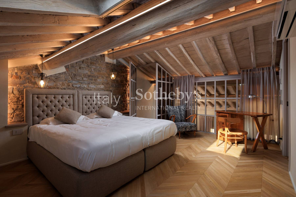 Elegant apartment in the heart of Florence