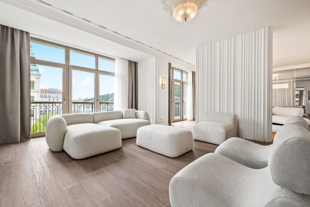 M15 Residence