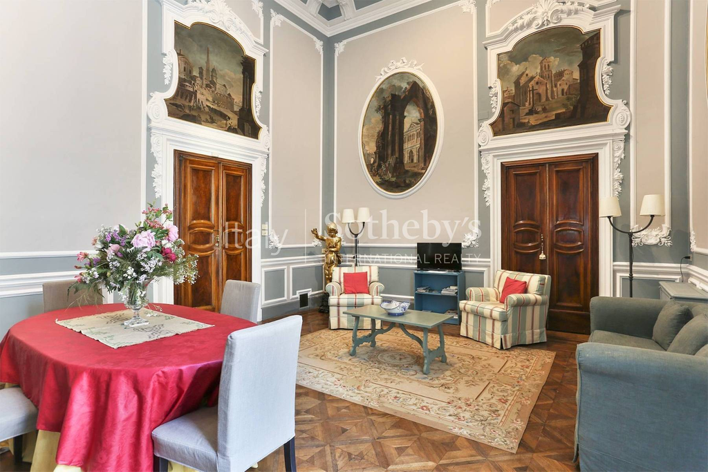 Stunning apartment in the heart of Florence