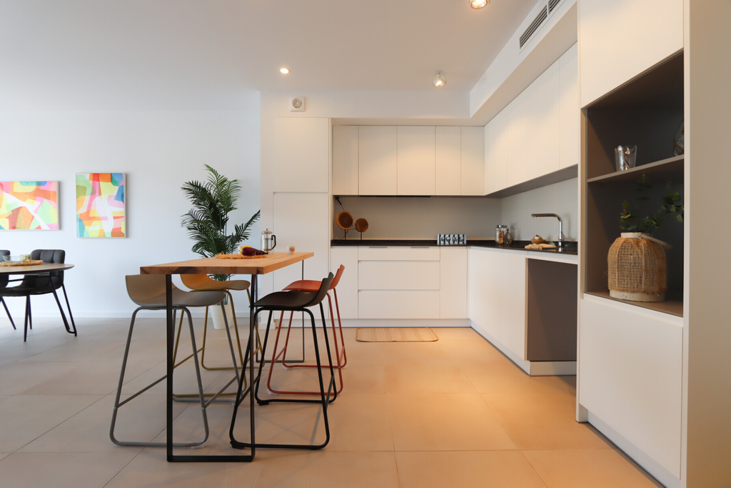 Modern house with luminous spaces and private garden in Sant Pere de Ribes