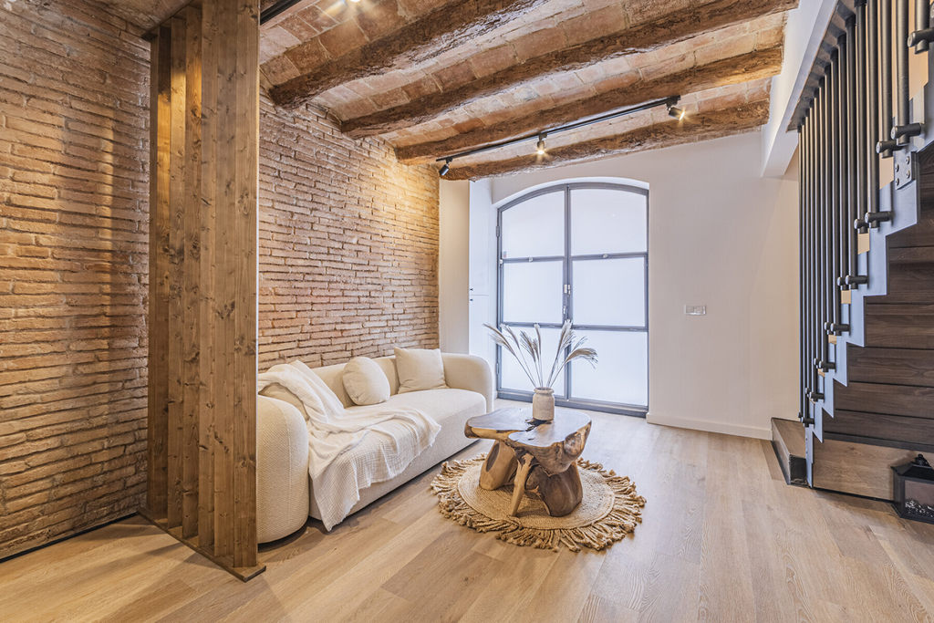 A new construction oasis in the heart of the Sants district