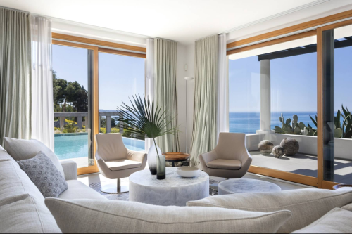 Prestigious Seaside Residence Surrounded by Nature in Sciacca 42754