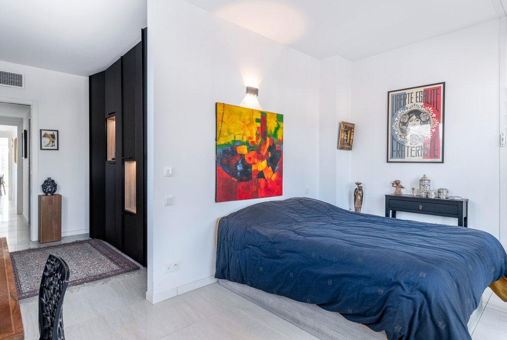 Menton luxury penthouse with rooftop terrace, pool and panoramic views