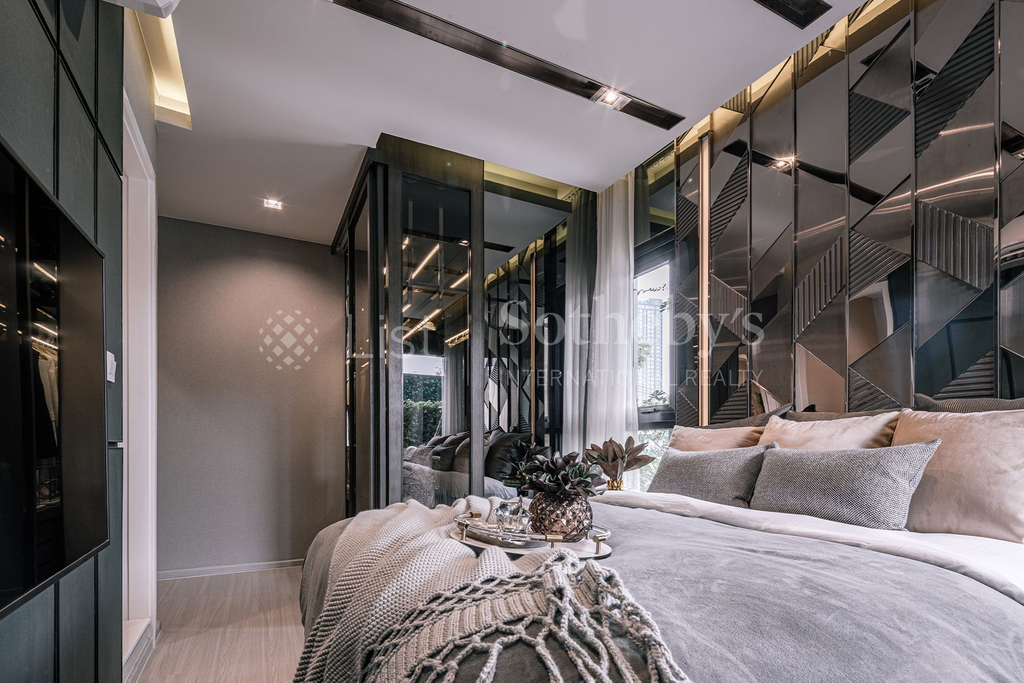Life Sathorn Sierra: Квартира с 2 спальнями рядом с BTS Talat Phlu и ICONSIAM за 5,6 млн THB