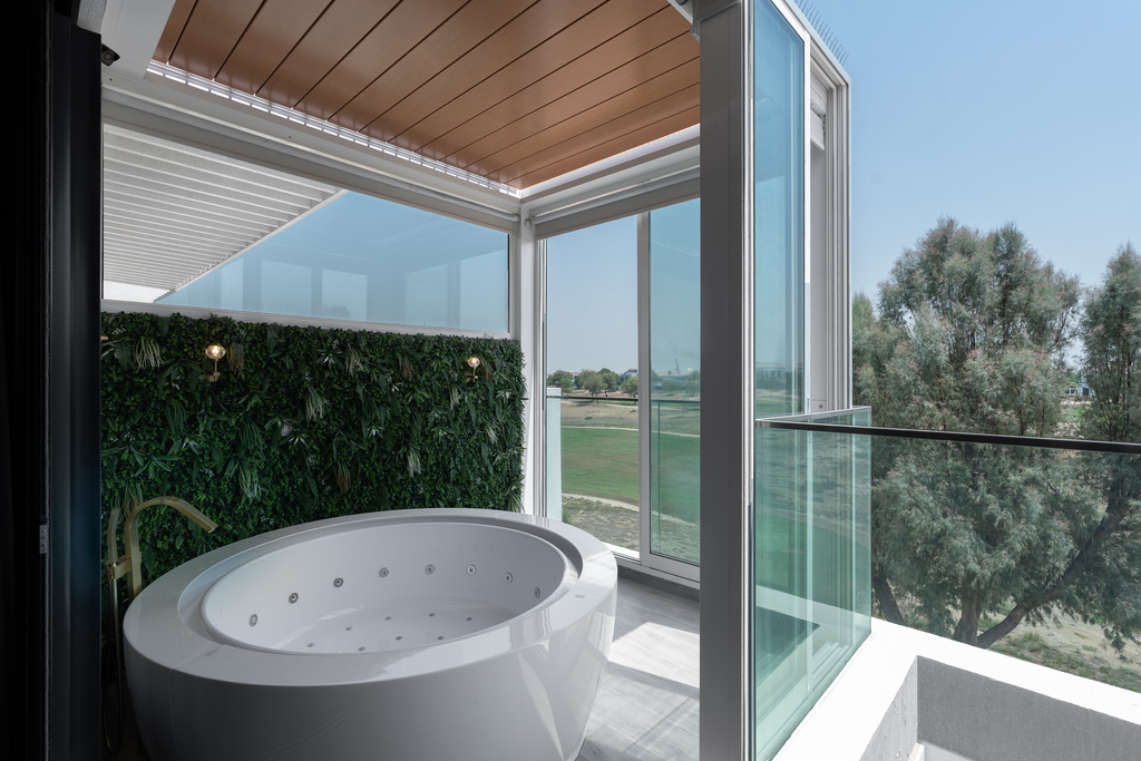Современная вилла с уникальными элементами в Jumeirah Golf Estates, Дубай