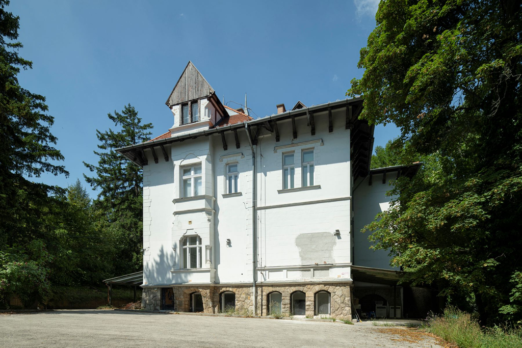 Историческая вилла в XII районе