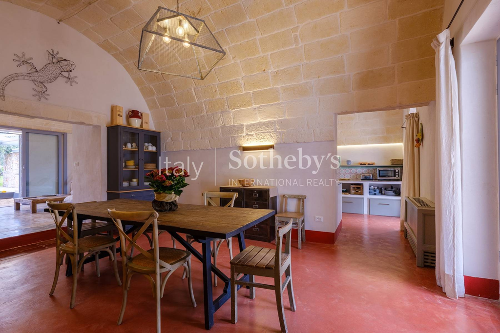 Charming Lamia and Trullo in Puglia