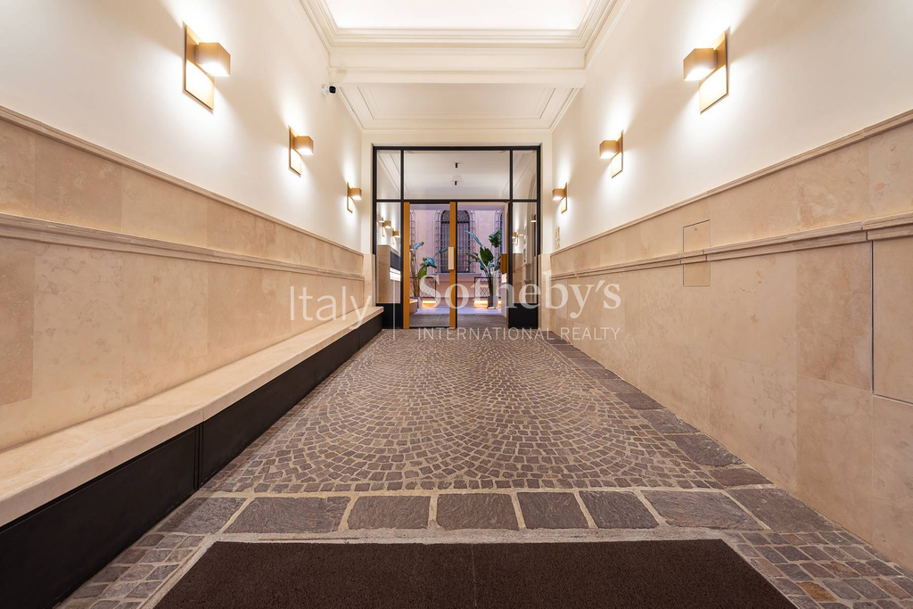 Prestigious Apartment with Terrace in the historic center