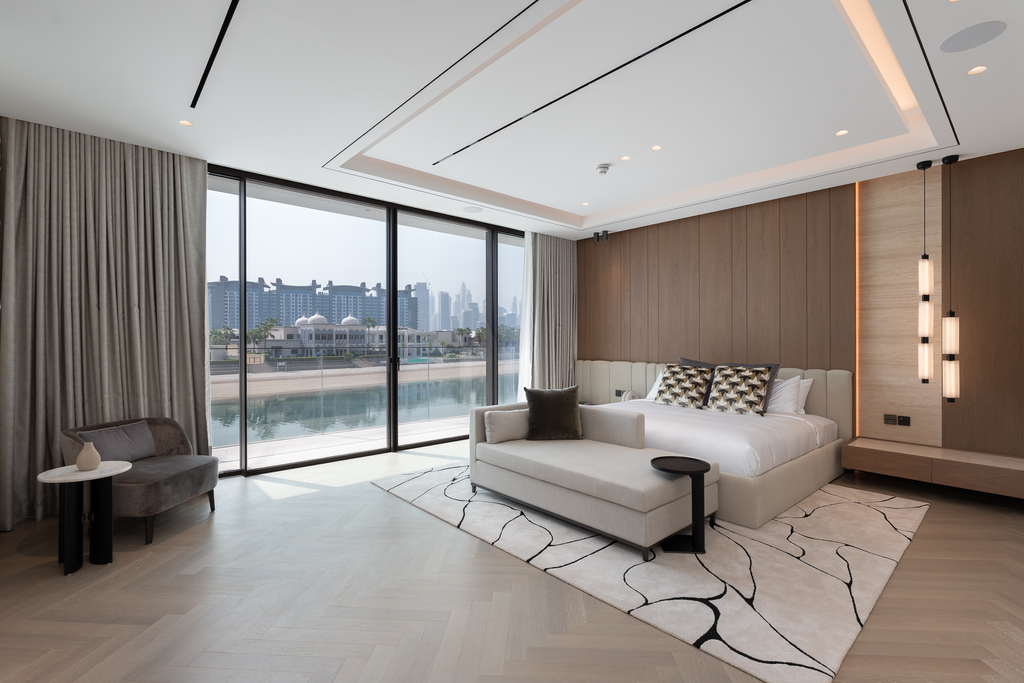 Fully-Upgraded Palm Jumeirah Villa With City Views