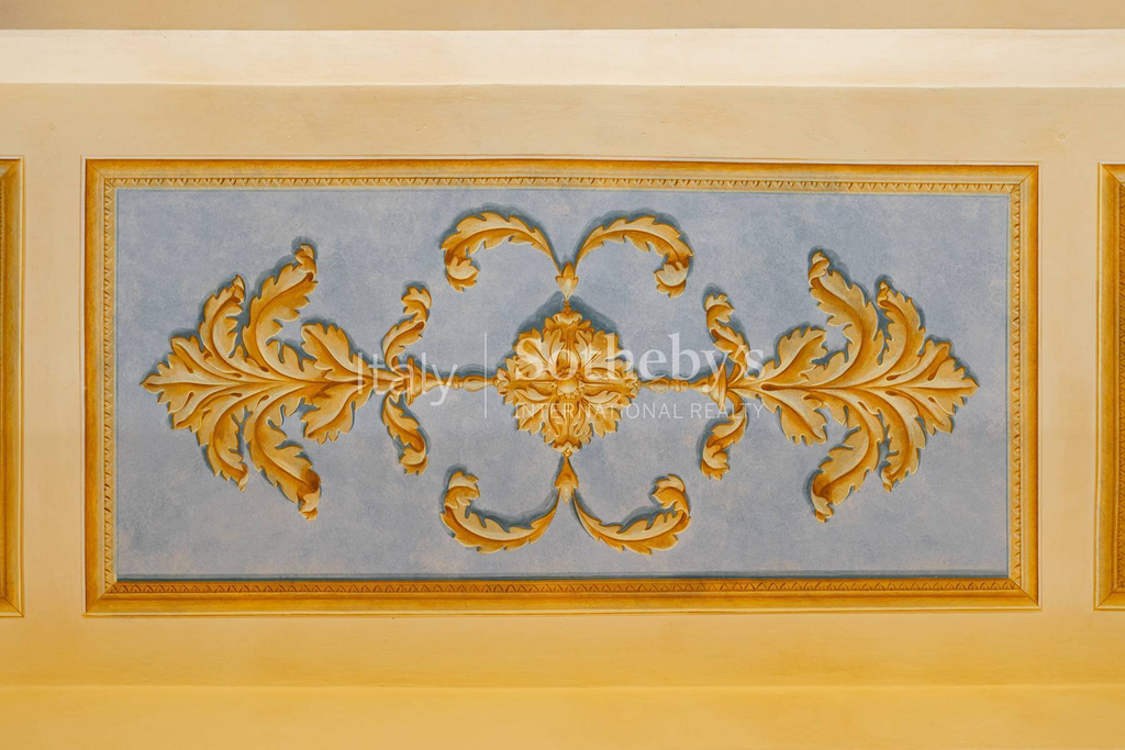 Elegant apartment in Pietrasanta