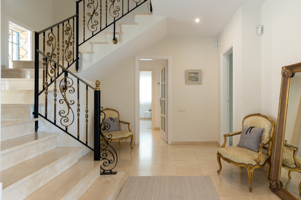 A Luxury Hideaway with Breathtaking Sea Views - Costa BCN