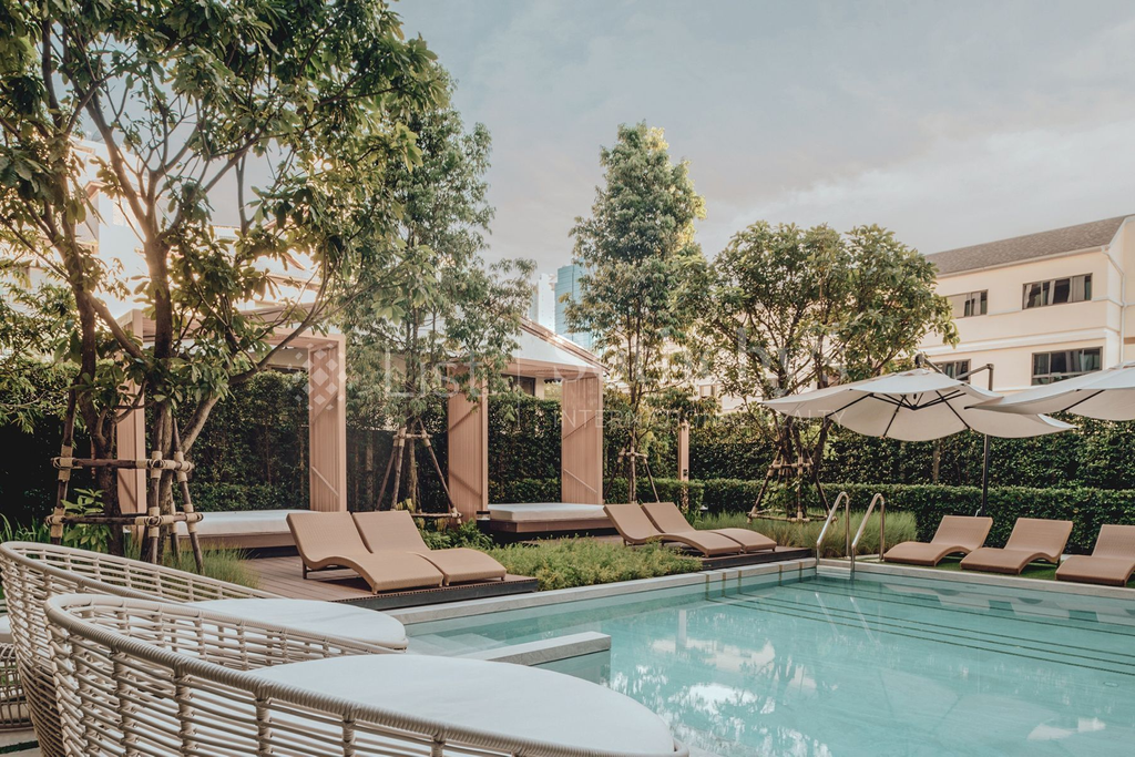 Venio Sukhumvit 10