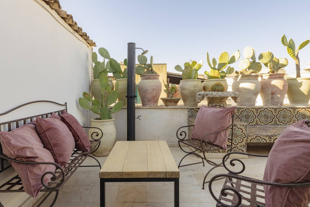 Exclusive apartment in Noto with panoramic view