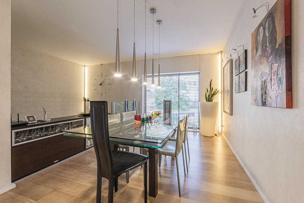 House with elevator, parking and swimming pool in Les Corts